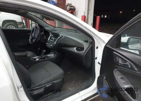 2019 Chevrolet Malibu Lt from USA, damaged, VIN 1G1ZD5STXKF140016